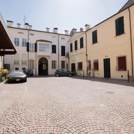 Apartman Mansarda Colombo - Car Parking *