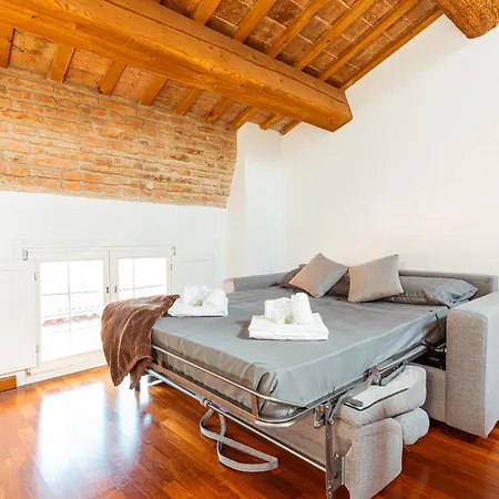 Mansarda Colombo - Car Parking *