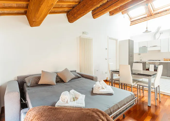 Mansarda Colombo - Car Parking